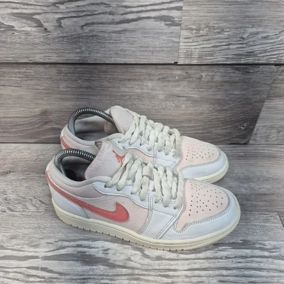 Nike Air Jordan 1 Low SE "Strawberry Milkshake" IB8156-133 Womens 6.5 - Picture 2 of 13